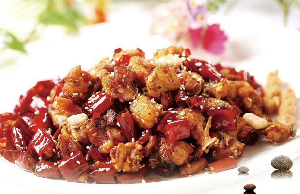 жереные острые кусочки курицы