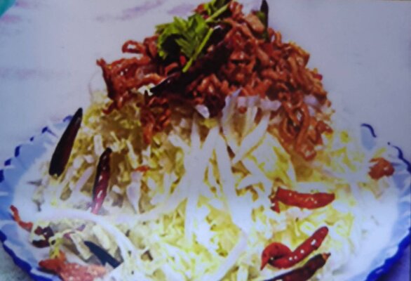 Салат "Китайская капуста со свининой соломками"